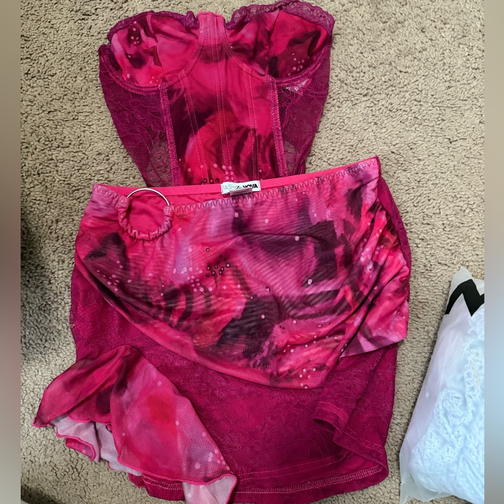 Fashion Nova 2 piece set